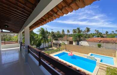 Imagem 13: Casa temporada Ipioca. Piscina, Churrasqueira, 4 Vagas na garageme4 Dormitórios