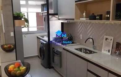 Imagem: O apartamento possui 2 Dormitórios, 1 Banheiro, 2 Vagas na