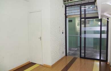 Imagem: O depósito possui 18m² de Área e está localizado em Funcionários