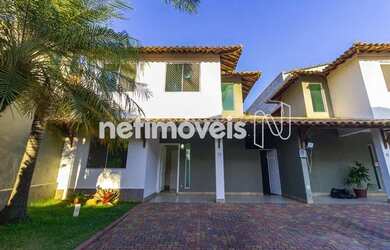 Imagem: A casa em condomínio possui 3 Dormitórios, 3 Banheiros, 2