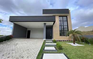 Imagem: A casa em condomínio possui 3 Dormitórios, 3 Banheiros, 4