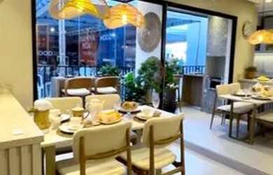 Imagem: O apartamento possui 2 Dormitórios, 2 Banheiros, 1 Vaga na