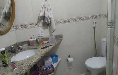 Imagem: A casa possui 2 Dormitórios, 1 Vaga na garagem e está localizado