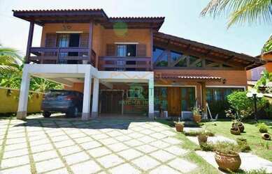 Imagem: A casa em condomínio possui 4 Dormitórios, 5 Banheiros, 4