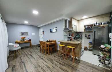 Imagem: O apartamento possui 3 Dormitórios, 2 Banheiros, 1 Vaga na