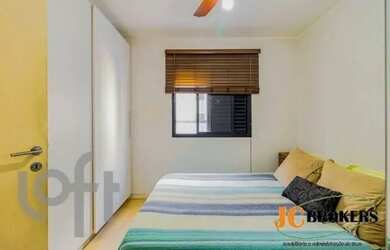 Imagem 8: Apartamento com 95 m², 3 Dormitórios sendo 1 suíte com banheira, Sala com dois ambientes