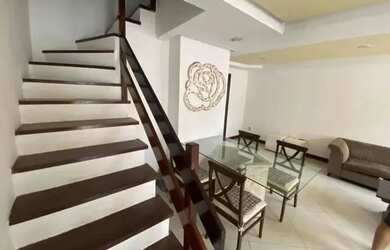 Imagem: O apartamento possui 3 Dormitórios, 1 Banheiro, 1 Vaga na garagem