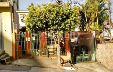 Imagem: A casa e possui 3 Dormitórios, 2 Banheiros, 350-0m² de Área