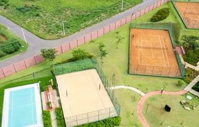 Imagem: O terreno e está localizado em Jardins Nápoles, Senador Canedo