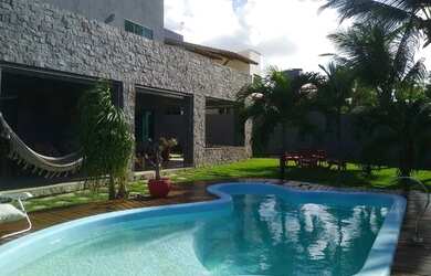 Imagem: A casa em condomínio possui 3 Dormitórios, 5 Banheiros, 2