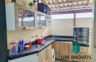 Imagem: O apartamento possui 3 Dormitórios, 1 Banheiro, 1 Vaga na garagem