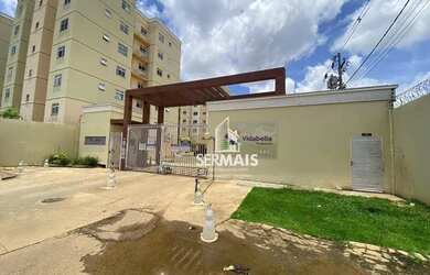 Imagem: O apartamento possui 3 Dormitórios, 1 Banheiro, 1 Vaga na garagem