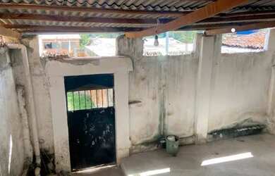 Imagem: A casa possui 3 Dormitórios, 1 Banheiro, 63m² de Área e