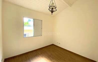 Imagem 15: Casa a venda por $ 370.000 ou aluguel por R$ 2.620/mês - Granja Viana-...