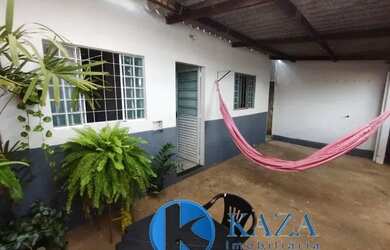 Imagem: A casa em condomínio possui 2 Dormitórios, 1 Banheiro, 2 Vagas