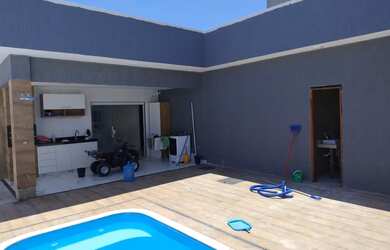 Imagem 15: Pertinho da PRAIA. Acomodam 12 pessoas, 5 Vagas na garageme3 Dormitórios