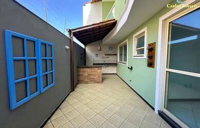 Imagem: A casa possui 3 Dormitórios, 3 Banheiros, 1 Vaga na garagem