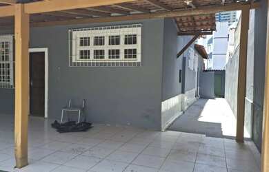 Imagem 4: Casa 5 Quartos no Rio Vermelho - Em Frente à Casa de Jorge Amado