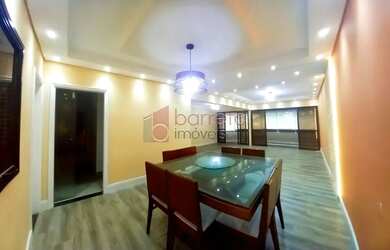 Imagem: O apartamento possui 4 Dormitórios, 3 Banheiros, 2 Vagas na