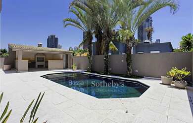 Imagem 13: Casa reformada com lazer ensolarado e ambientes integrados