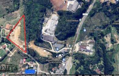 Imagem: O terreno possui 13.000m² de Área e está localizado em Santa