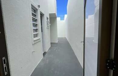 Imagem: A casa em condomínio possui 2 Dormitórios, 2 Banheiros, 2