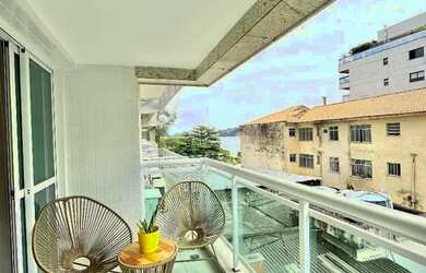 Imagem: O apartamento possui 3 Dormitórios, 2 Banheiros, 2 Vagas na