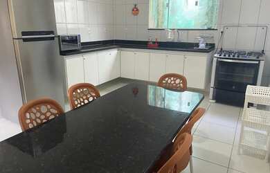 Imagem 7: Portal de Arembepe. Piscina, Churrasqueira, Acomodam 10 pessoaseGuarda...