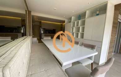 Imagem: O apartamento possui 2 Dormitórios, 2 Banheiros, 2 Vagas na