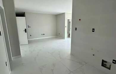 Imagem 13: Próximo ao píer na Meia Praia - Itapema - SC