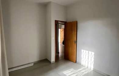 Imagem 13: D25-Neves-São Gonçalo,Casa REFORMADA d esquina,3qts,Garagem,Quintal.Bom...