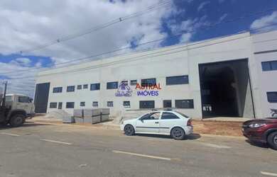 Imagem: O depósito possui 3 Vagas na garagem, 540m² de Área, Imóvel