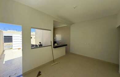 Imagem 7: Casa para Venda em Montes Claros, Independência, 2 dormitórios, 1 banheiro, 1 vaga