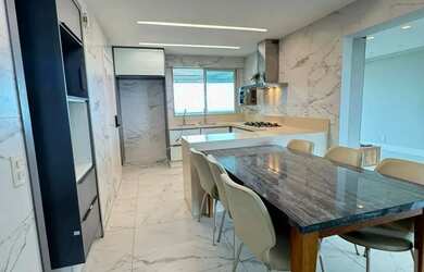 Imagem: O apartamento possui 3 Dormitórios, 3 Banheiros, 3 Vagas na