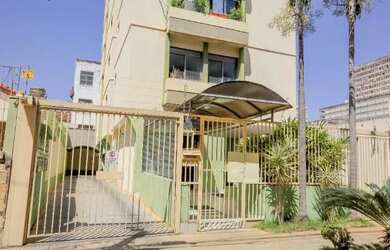 Imagem: O apartamento possui 1 Dormitório, 1 Banheiro, 1 Vaga na garagem