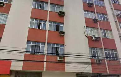 Imagem: O apartamento possui 2 Dormitórios, 2 Banheiros, 60m² de Área