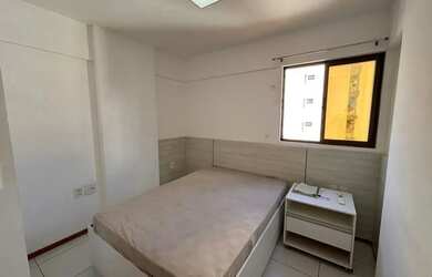 Imagem: O apartamento possui 1 Dormitório, 1 Banheiro, 1 Vaga na garagem