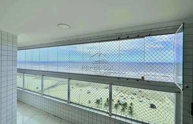 Imagem: O apartamento possui 3 Dormitórios, 2 Banheiros, 108m² de