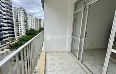 Imagem: O apartamento possui 2 Dormitórios, 2 Banheiros, 91m² de Área