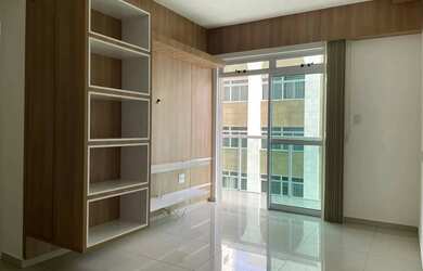 Imagem: O apartamento possui 1 Dormitório, 1 Banheiro, 1 Vaga na garagem