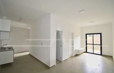 Imagem: O apartamento possui 1 Dormitório, 2 Banheiros, 1 Vaga na garagem