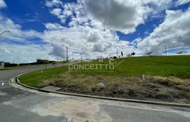 Imagem: O terreno possui 404m² de Área e está localizado em Novo