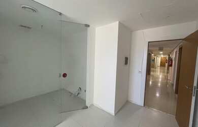 Imagem 6: Sala para aluguel, 33 metros quadrados em Caminho das Árvores - Salvador...