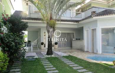 Imagem: A casa em condomínio possui 4 Dormitórios, 5 Banheiros, 3