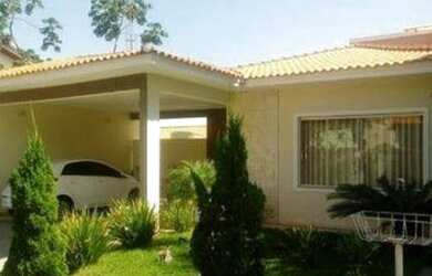 Imagem: A casa em condomínio possui 3 Dormitórios, 4 Banheiros, 4