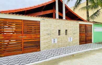 Imagem 3: Linda casa com piscina pé na areia novinha próximo à plataforma de...