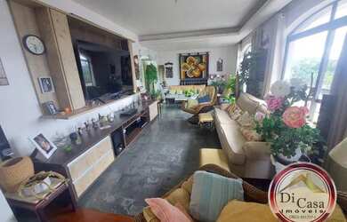 Imagem: O apartamento possui 4 Dormitórios, 4 Banheiros, 3 Vagas na