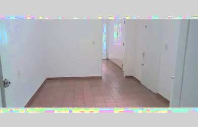 Imagem: A casa possui 1 Dormitório, 1 Banheiro, 56m² de Área e está