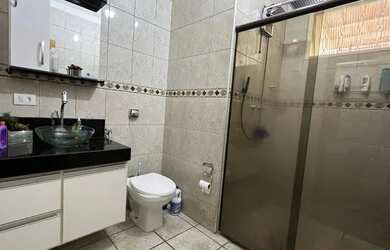 Imagem 12: Casa a venda. Piscina, Churrasqueira, 120m² de Áreae5 Vagas na garagem