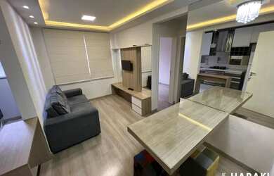 Imagem: O apartamento possui 2 Dormitórios, 1 Banheiro, 1 Vaga na garagem